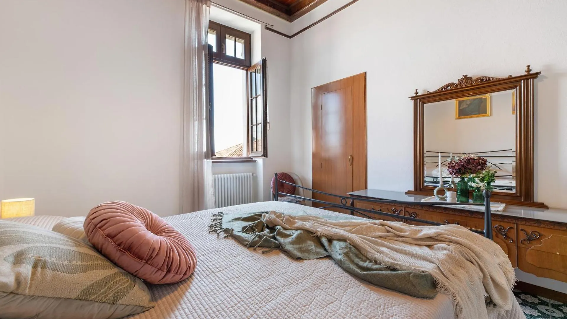 Casa Venanzio E Martino - Como Lake Plesio